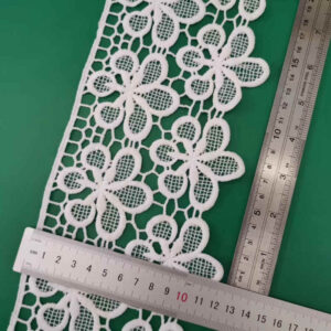 White Water-Soluble Small Floral Border Trim TRLM1111