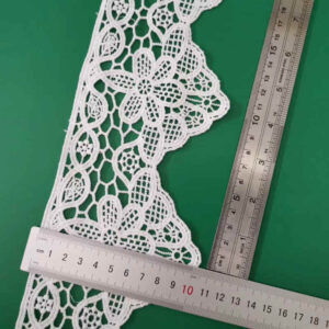 White Water-Soluble Decorative Border Border Trim TRLM1117