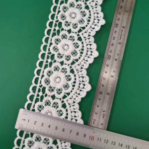 White Water-Soluble Small Floral Border Trim TRLM1171