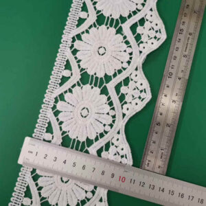 White Water-Soluble Decorative Border Border Trim TRLM1177